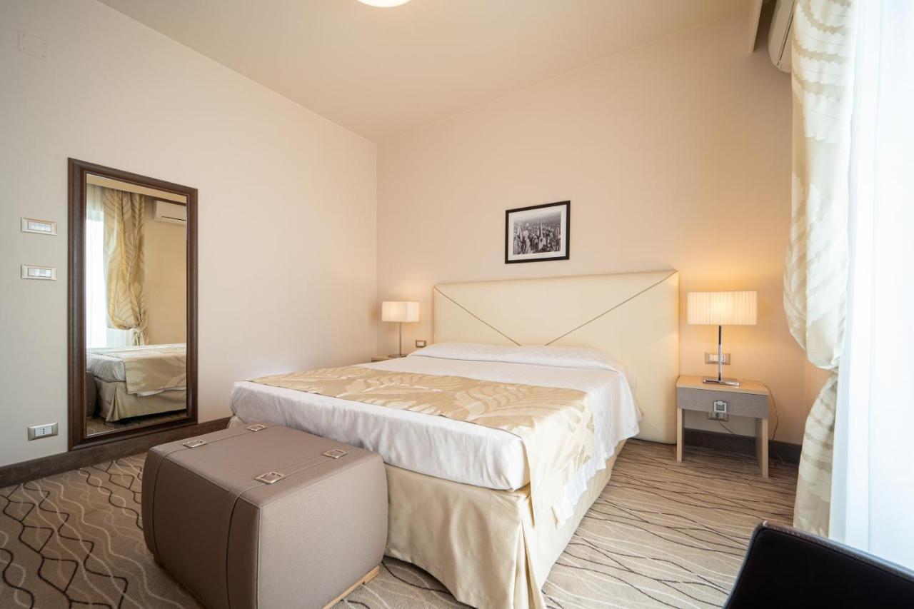 Hotel Ariston Molino Buja 阿巴诺泰尔梅 外观 照片