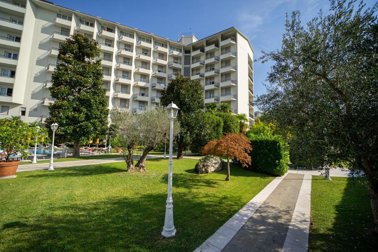 Hotel Ariston Molino Buja 阿巴诺泰尔梅 外观 照片