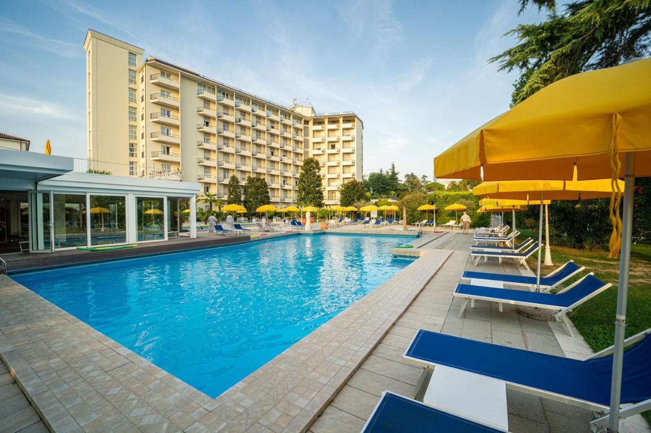 Hotel Ariston Molino Buja 阿巴诺泰尔梅 外观 照片