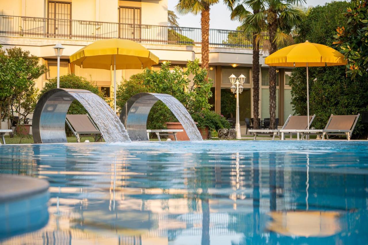 Hotel Ariston Molino Buja 阿巴诺泰尔梅 外观 照片