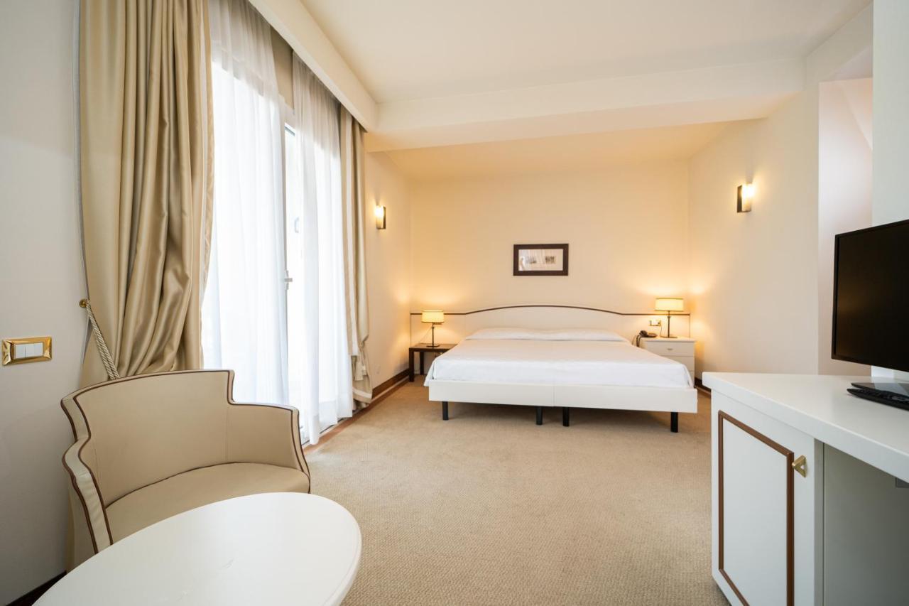 Hotel Ariston Molino Buja 阿巴诺泰尔梅 外观 照片