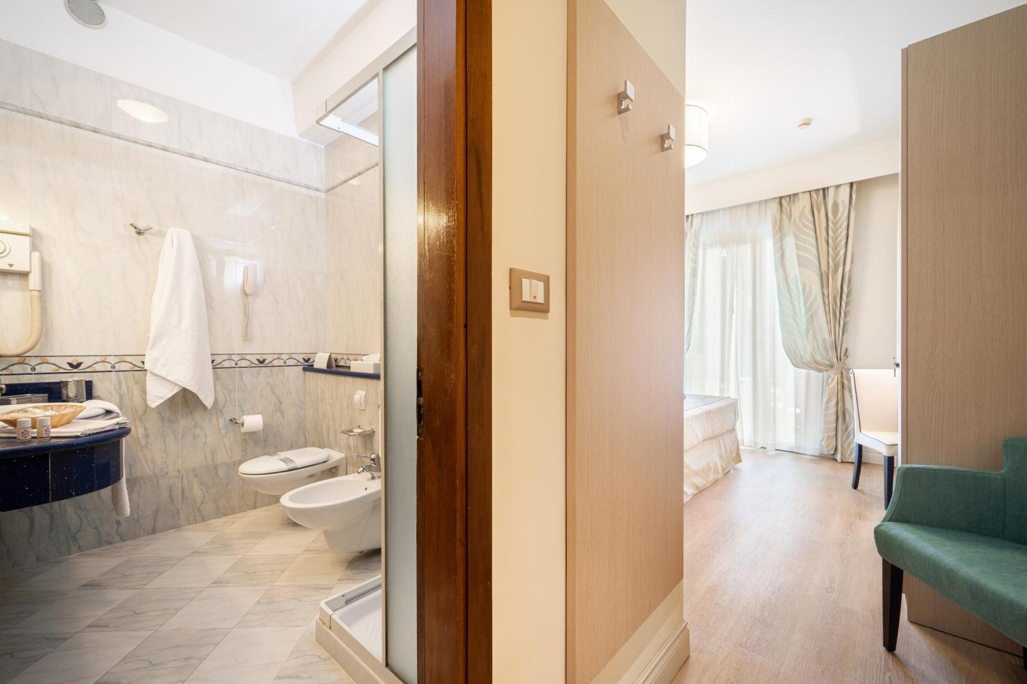 Hotel Ariston Molino Buja 阿巴诺泰尔梅 客房 照片