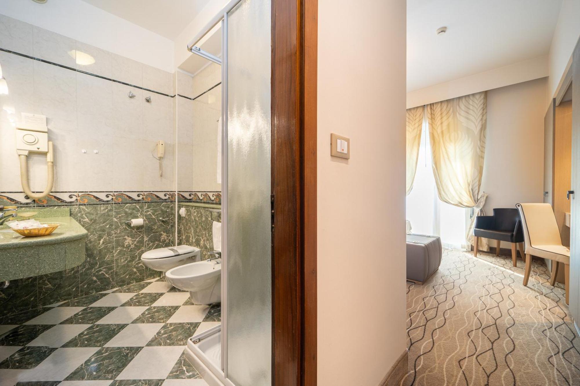 Hotel Ariston Molino Buja 阿巴诺泰尔梅 客房 照片
