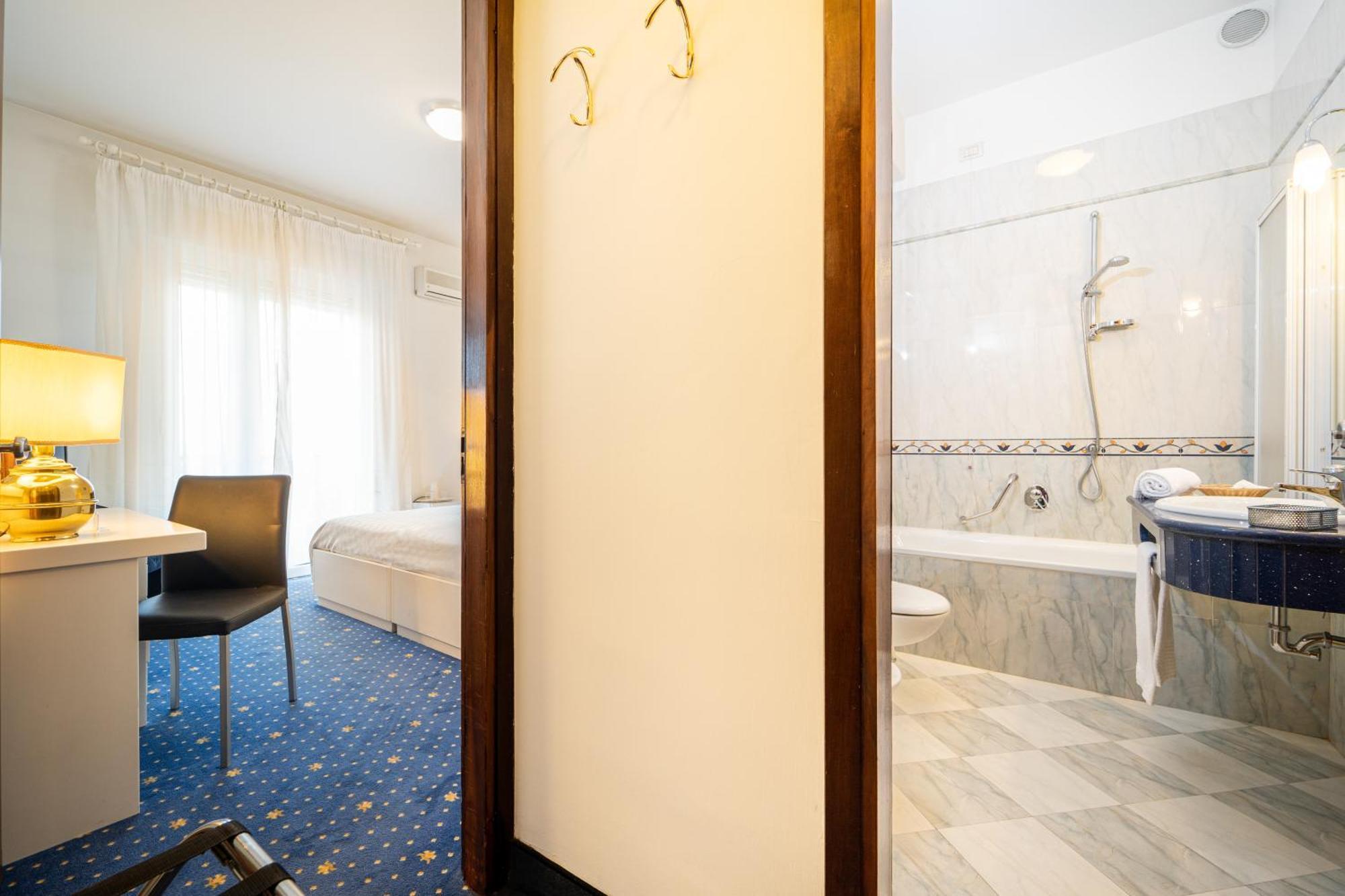 Hotel Ariston Molino Buja 阿巴诺泰尔梅 客房 照片